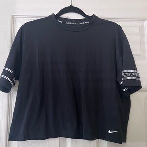 Nike Pro Dri Fit Workout Crop Top